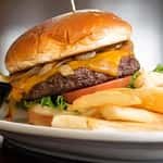 \"8 oz\" Ellicott Creek Burger / Lettuce, Tomato, Onions, Ketchup, Mustard & Fries